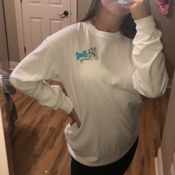 Long Sleeve It’s A Girl Thing Tshirt - Picture 1 of 4